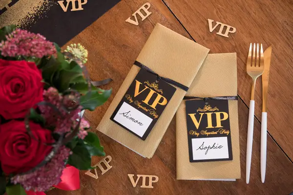 Marque-place VIP Noir &amp; Or - Lot de 10